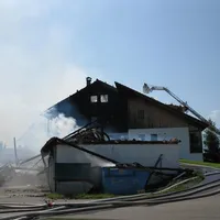 2009-06_1.jpg